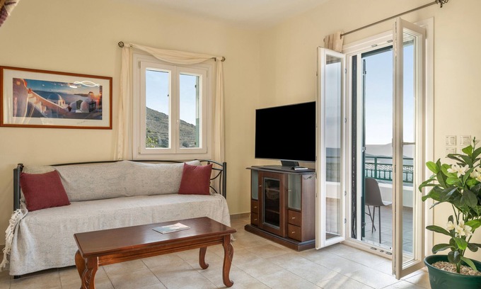 Ios Villa | Country House 'Hope - Ios' with Sea View, Wi-Fi and Air Conditioning