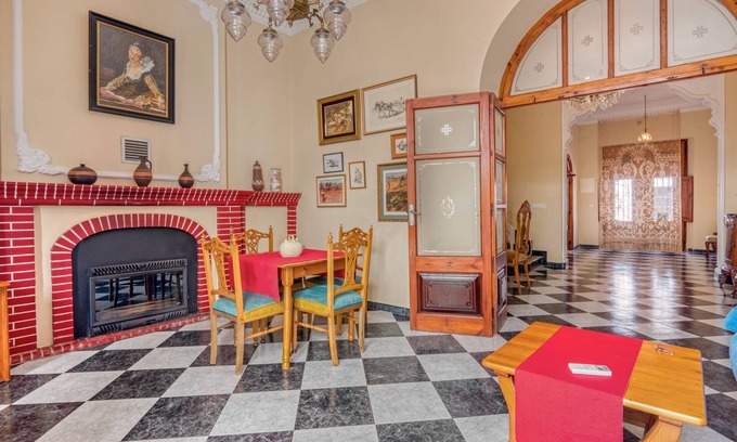 Miramar House | Country House 'Miramar' with Private Terrace, Wi-Fi and Air Conditioning