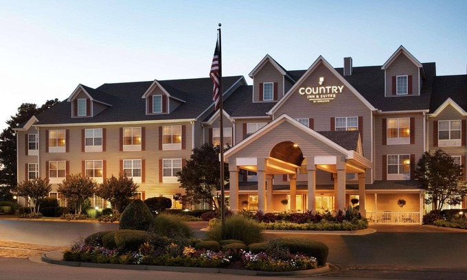 Eagan Park Hotel | Country Inn & Suites by Radisson, Atlanta Airport North, GA