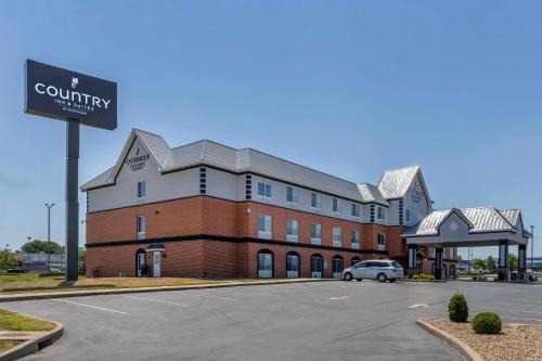 St. Peters Hotel | Country Inn & Suites by Radisson, St Peters, MO