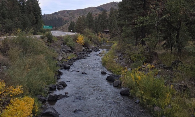 Boise Cabin | Couples Cozy Cabin Retreat