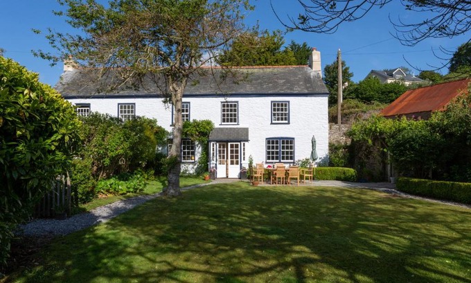 Tuckenhay House | Court Prior Cottage