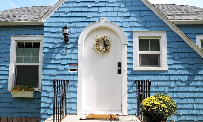 Dillon House | Courthouse Cottage