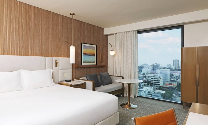 Downtown Santo Domingo Hotel | Courtyard By Marriott Santo Domingo Piantini