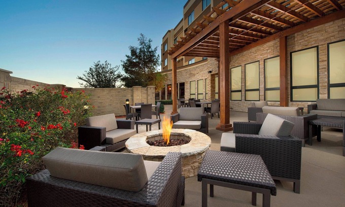Wichita Falls Hotel | Courtyard by Marriott Wichita Falls