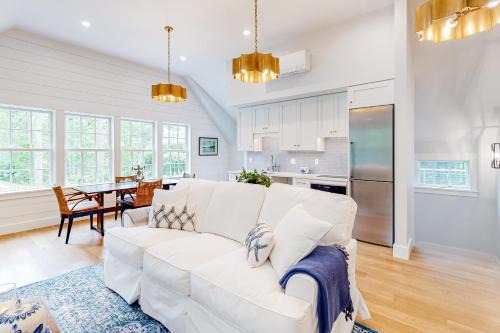 Boothbay Apartment | Coveside Carriage House
