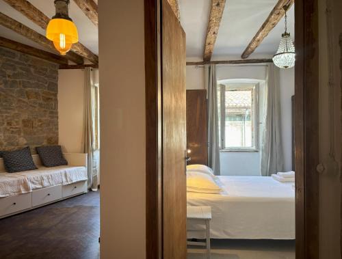 San Giovanni-Chiadino-Rozzol Apartment | Covri Apartment