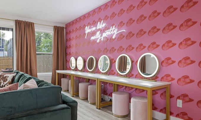 North Nashville House | Cowgirl Inn Hot Tub 6 Vanities Backdrops Backyard 3mi to DT