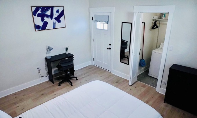 Chattanooga Apartment | Cozy 1 bed 1 bath duplex- Downtown Chattanooga