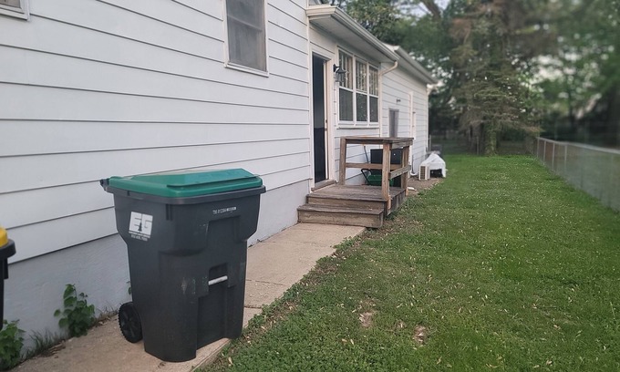 Bear Apartment | Cozy 1-bedroom apartment in cool Bear with AC, fitness room