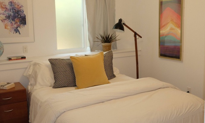 Fairfax Apartment | Cozy 1-bedroom creekside hideaway in charming Fairfax walkable to downtown.