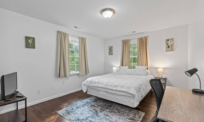 Hopewell Apartment | $ Cozy 1BR 1BA Apartment: Near Fort Gregg-Adams $