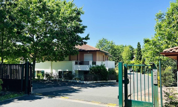 Cambo-les-Bains Apartment | Cozy 1BR Apartment with Pool Access, Near Thermes, Sleeps 4, Parking, Wi-Fi