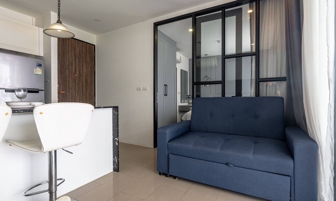 Cherngtalay Apartment | Cozy 1BR Apt 300m to Surin Beach Rooftop Pool B306