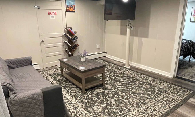 Worcester Apartment | Cozy 1BR Getaway Near Downtown Worcester – Comfortable & Convenient Stay!