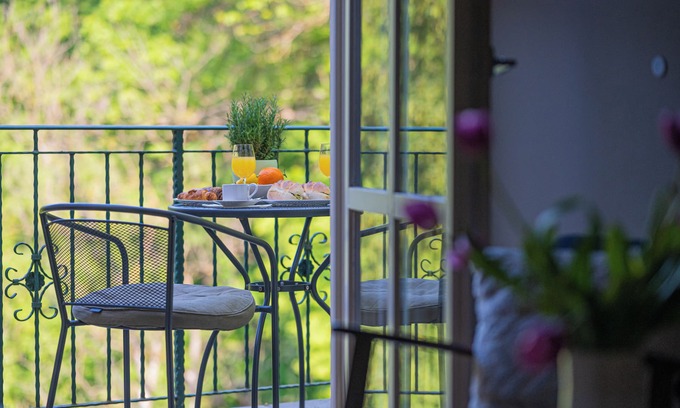 Zagreb Apartment | Cozy 2-bedroom apartment with AC, WiFi in superb Zagreb