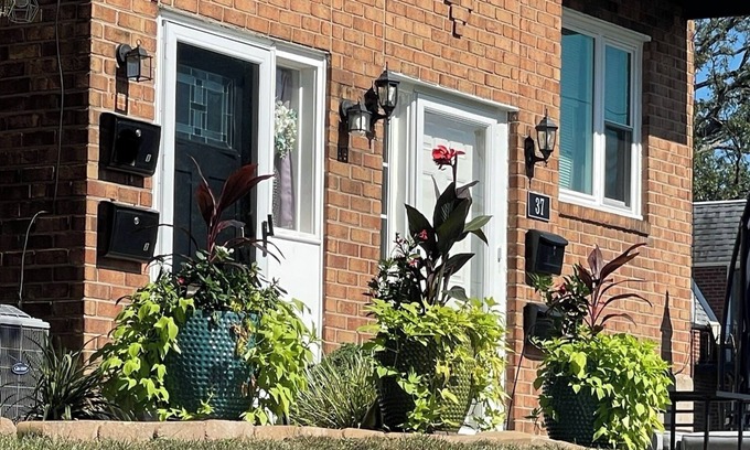 Aldan Apartment | Cozy 2-bedroom apartment in charming Aldan