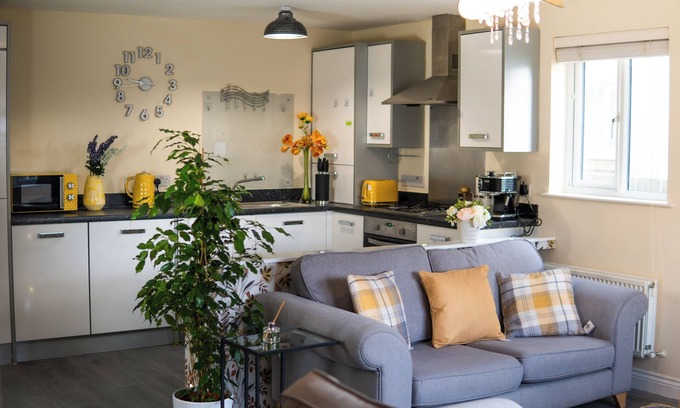 Aberdeen House | Cozy 2-Bedroom House in Aberdeen