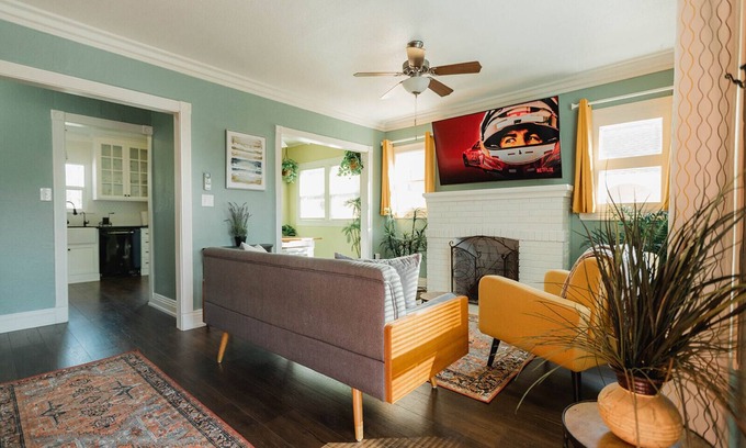 Southeastern Sacramento House | Cozy 2 bedroom house in South Sacramento