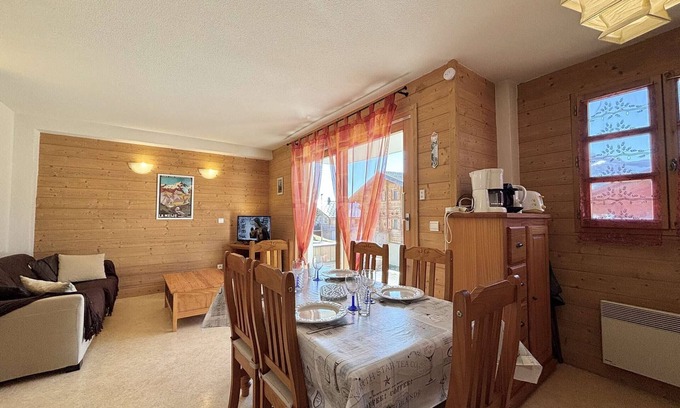 Crest-Voland Apartment | Cozy 2-room apartment in Crest-Voland - 4 people