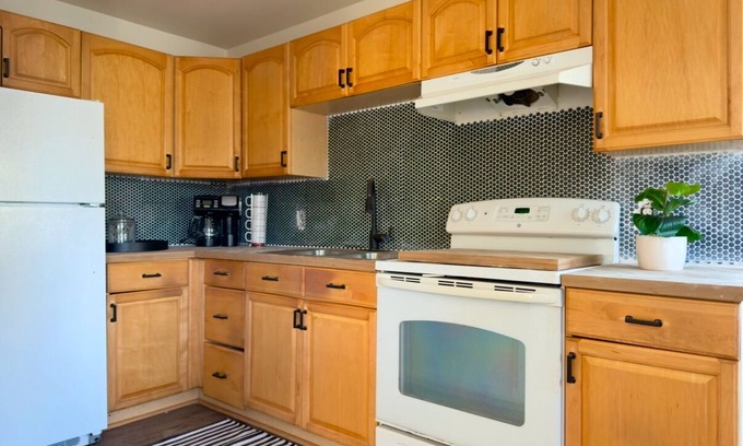 Salem House | Cozy 2B/1B Casita Vienna in Salem