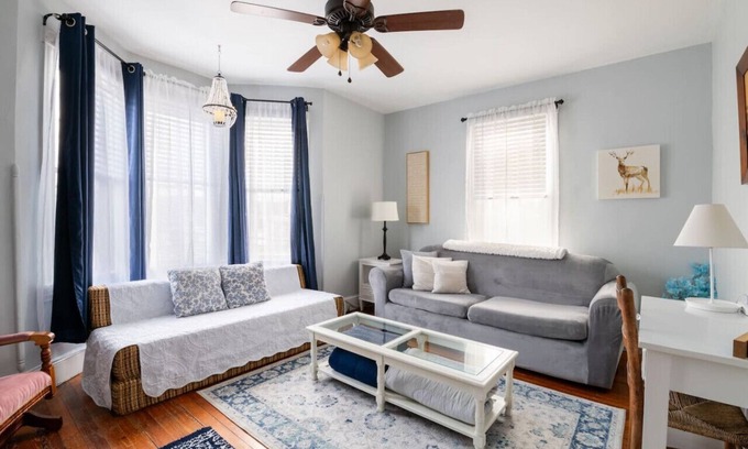 Sinking Spring Apartment | Cozy 2nd Floor3 bedroom unit with off street parking