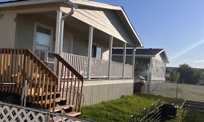 Sundance House | Cozy 3-bedroom home with AC and WiFi in charming Sundance Wyoming.