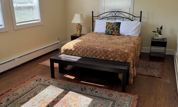 Franklin Park House | Cozy 3-bedroom house in family-oriented Melrose Park.