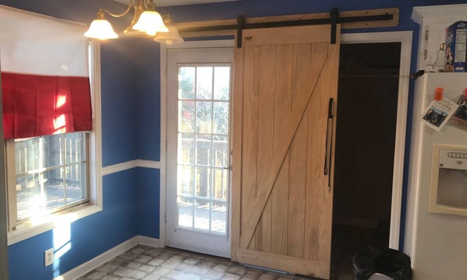 Clarksville House | Cozy 3-bedroom house located near downtown Clarksville