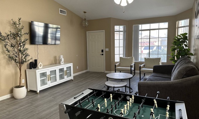 Orchards House | Cozy 3B/2 bath - Newly remodeled home