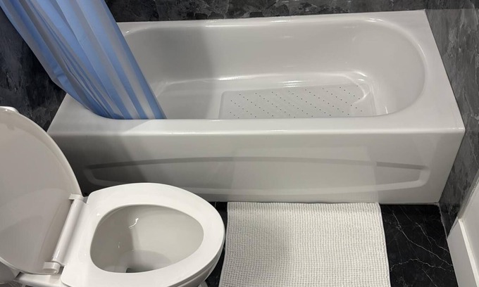 Southwest Calgary House | Cozy 3bedroom brand new furnished basement unit with free street parking spaces