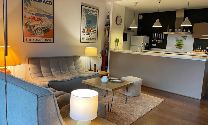 Saillagouse Apartment | Cozy 4-person apartment with wifi parking heated pool 20 minutes from the slopes