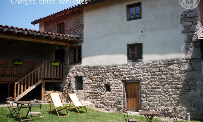 Palogneux Cottage | Cozy 4-person cottage, Monts du Forez nature