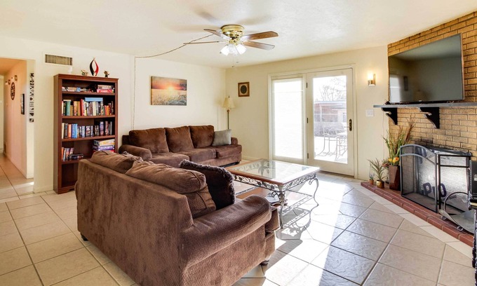 Northeast Heights House | Cozy Albuquerque Home by KAFB & Sandia Nat'l Labs!