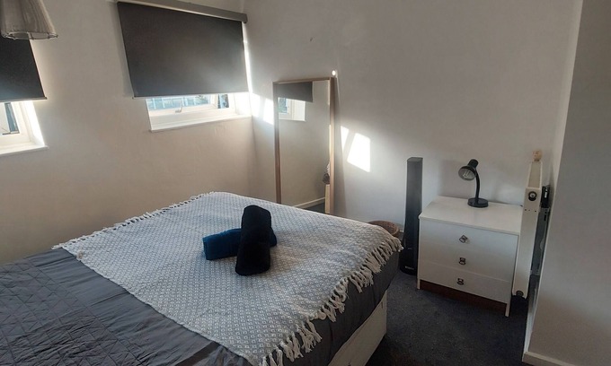 Tilbury Apartment | Cozy and Comfy Crib Away From Home