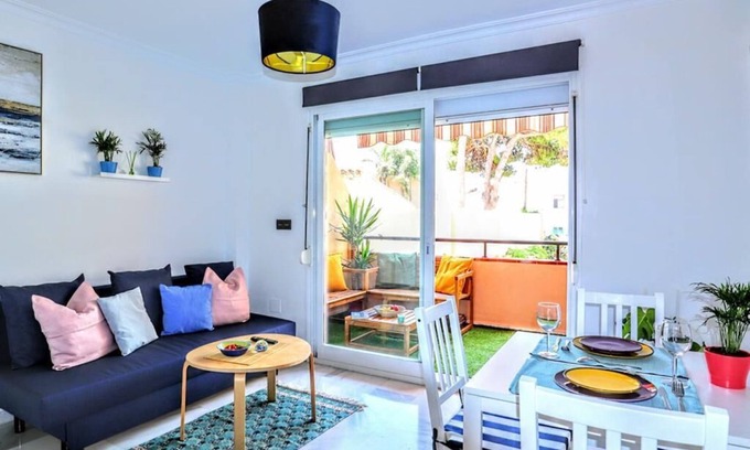 Las Lagunas Apartment | Cozy and elegant apartment with swimming pool and parking - Fuengirola beach