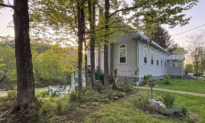 Brainard Apartment | Cozy and quiet place nestled on the Tayer Falls in East Nassau, NY.
