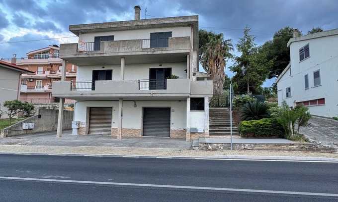 Petacciato Apartment | Cozy apartment within walking distance of the sea, with pets allowed