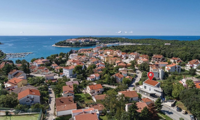 Pjescana Uvala Apartment | Cozy apartment in Pjescana Uvala