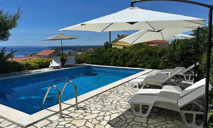 Banjol Apartment | Cozy apartment in Banjol with WiFi