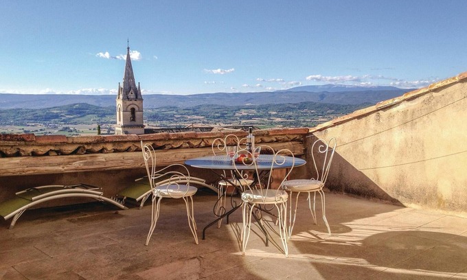 Bonnieux Apartment | Cozy apartment in Bonnieux with kitchen