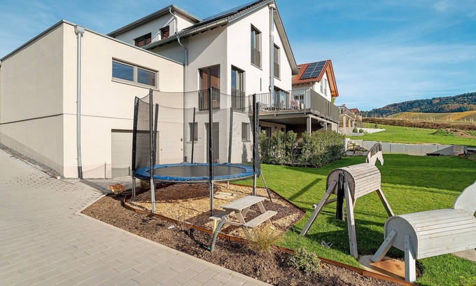 Niederlehen Apartment | Cozy Apartment in Oberkirch – Enjoy Nature & Central Location