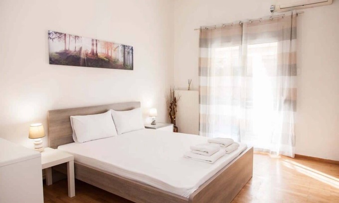 Kallithea Apartment | Cozy apartment near Stavros Niarchos Park