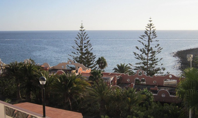 Mogan Apartment | Cozy apartment with sea views, Playa del Cura, Jardin Paraiso