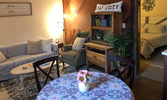Kabletown House | Cozy Apt in Harpers Ferry by the lake!