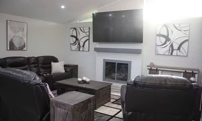 Lake Charles House | Cozy Bayou Mid-Century Modern