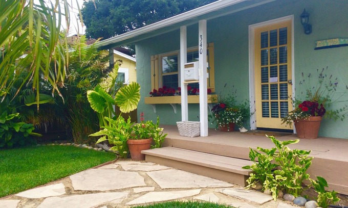 Eastside Santa Cruz House | COZY BEACH HOUSE plus GUEST HOUSE neach unit 2 guests PET FRIENDLY