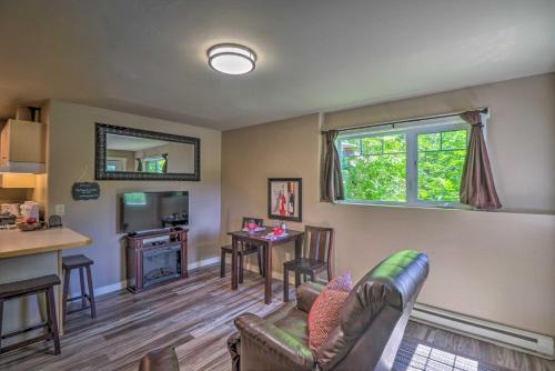 Bigfork Apartment | Cozy Bigfork Escape Walk to Bigfork Harbor!