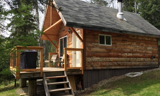 Blaeberry Cabin | Cozy Cabin in the Rockies