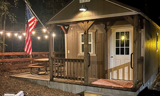 Vian Cabin | Cozy Cabin Near Sally Jones Lake in Vian, OK